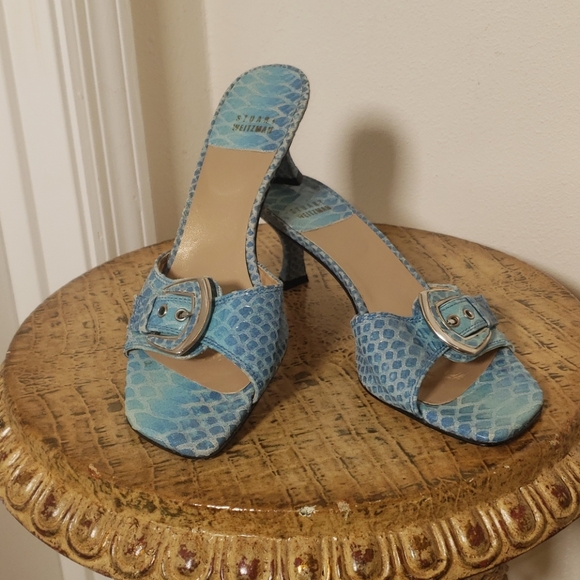 Stuart Weitzman Shoes - Stuart Weitzman blue kitten heels